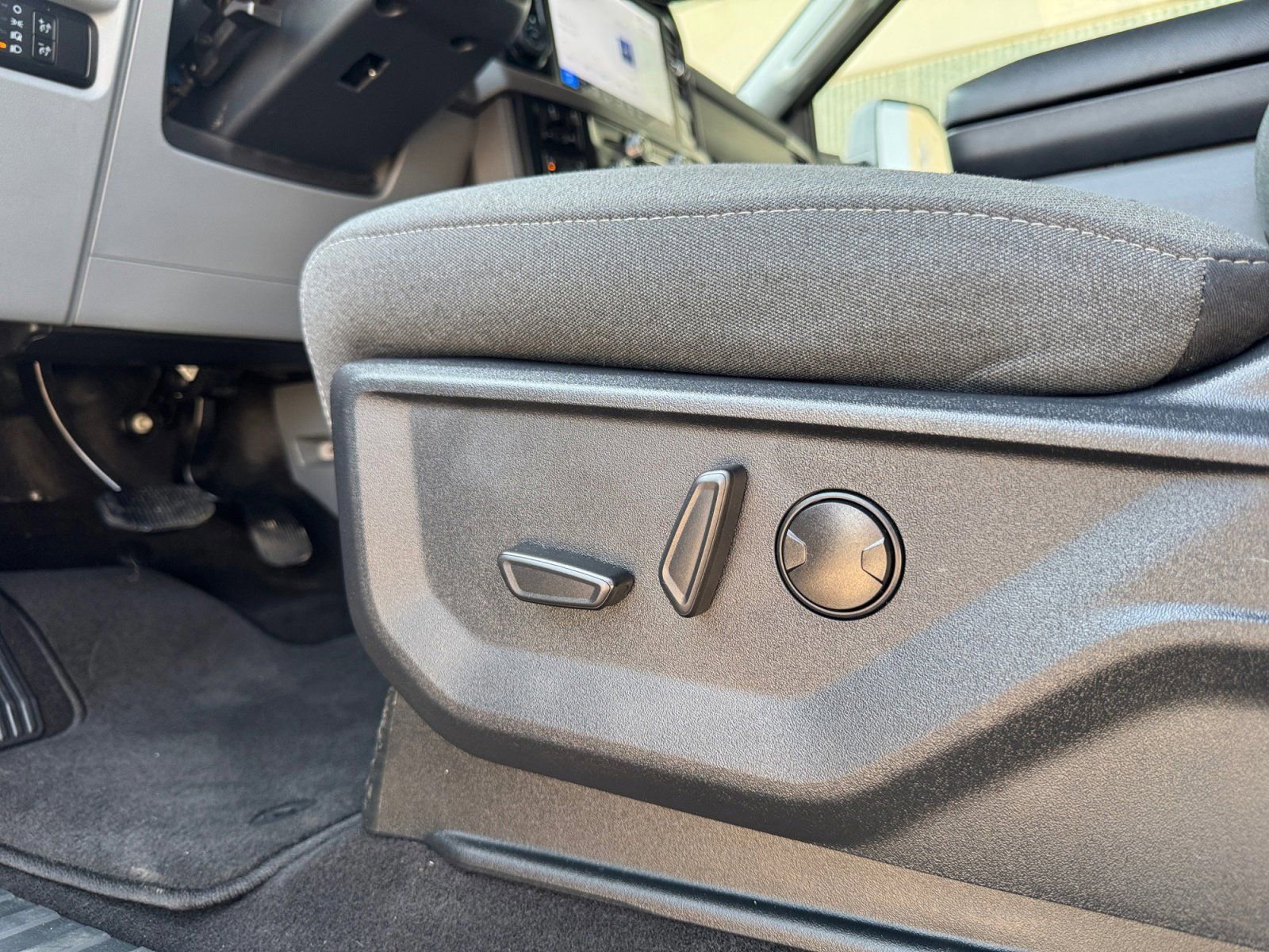 Certified 2024 Ford F150 XLT w/ Equipment Group 302A MID image 19