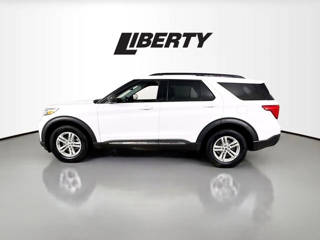 Certified 2021 Ford Explorer XLT image 4
