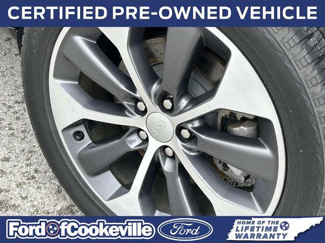 Used 2022 Jeep Cherokee Limited w/ Elite Package image 12