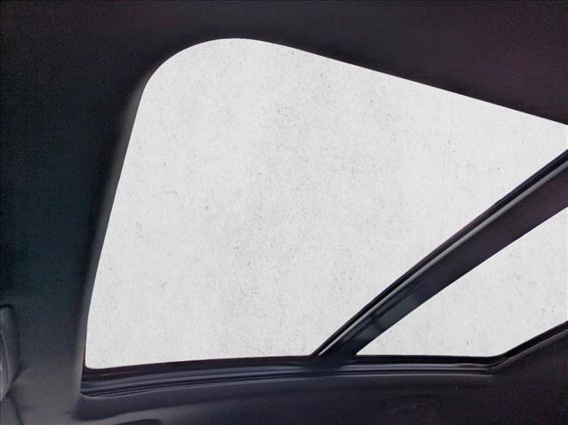 Used 2024 Cadillac XT4 Sport image 16