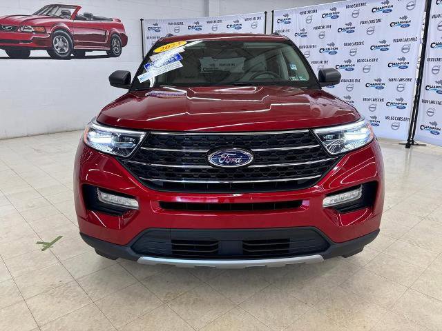 Certified 2023 Ford Explorer XLT w/ Equipment Group 202A AWD/4WD image 8