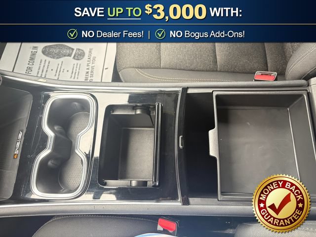 Used 2024 Chevrolet Traverse LT FWD image 28