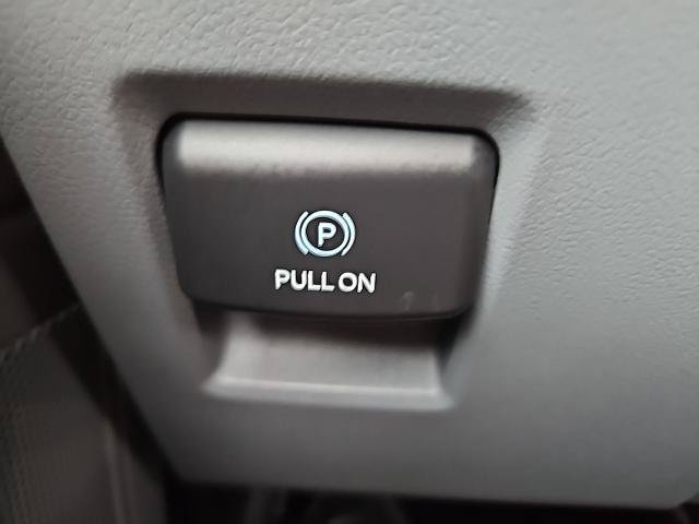 Certified 2022 Ford F150 XLT AWD/4WD image 26