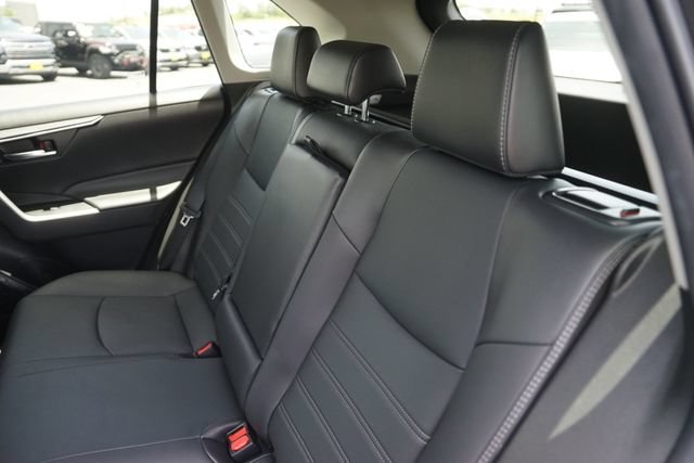 Used 2021 Toyota RAV4 XLE Premium AWD/4WD image 14