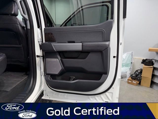 Certified 2024 Ford F350 Lariat w/ Tremor Off-Road Package AWD/4WD image 27
