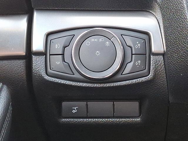 Certified 2018 Ford Explorer XLT w/ Equipment Group 202A image 23