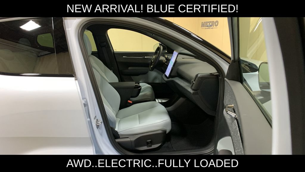 Used 2025 Volvo EX30 Ultra w/ Climate Package AWD/4WD image 11