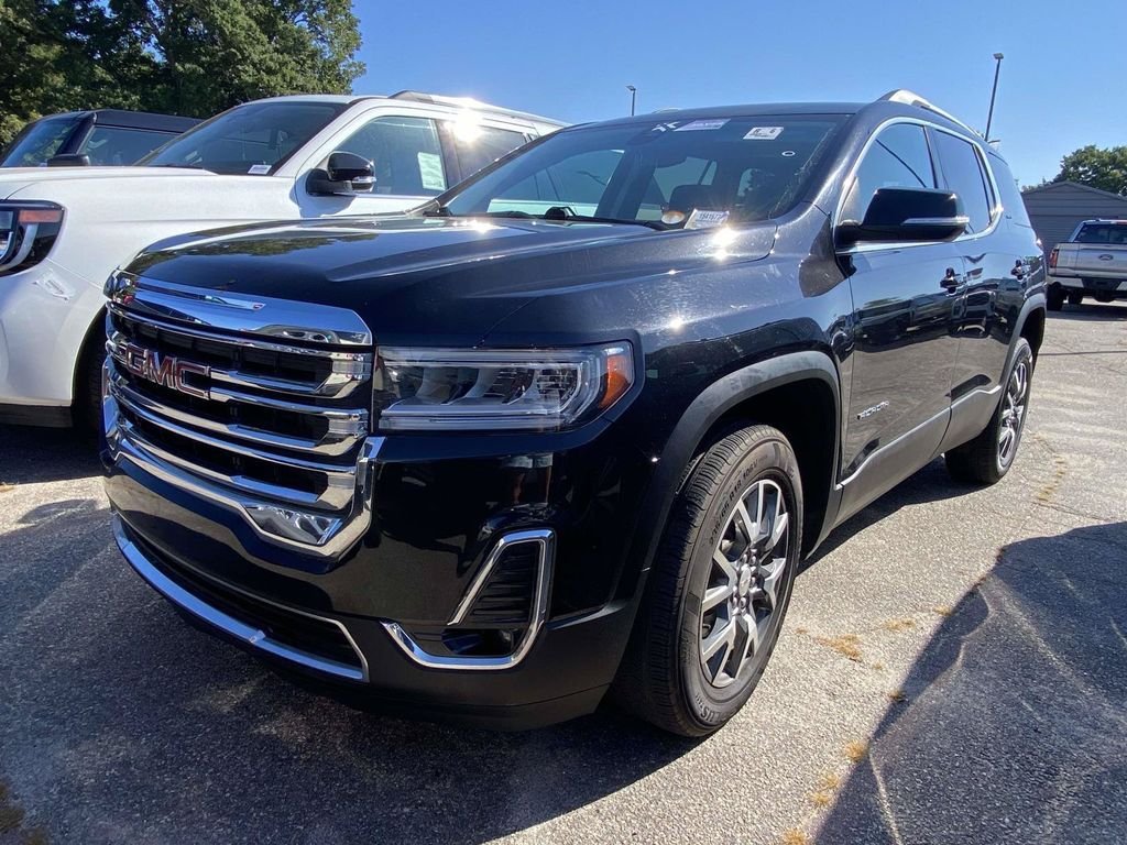 Used 2023 GMC Acadia SLT AWD/4WD image 2