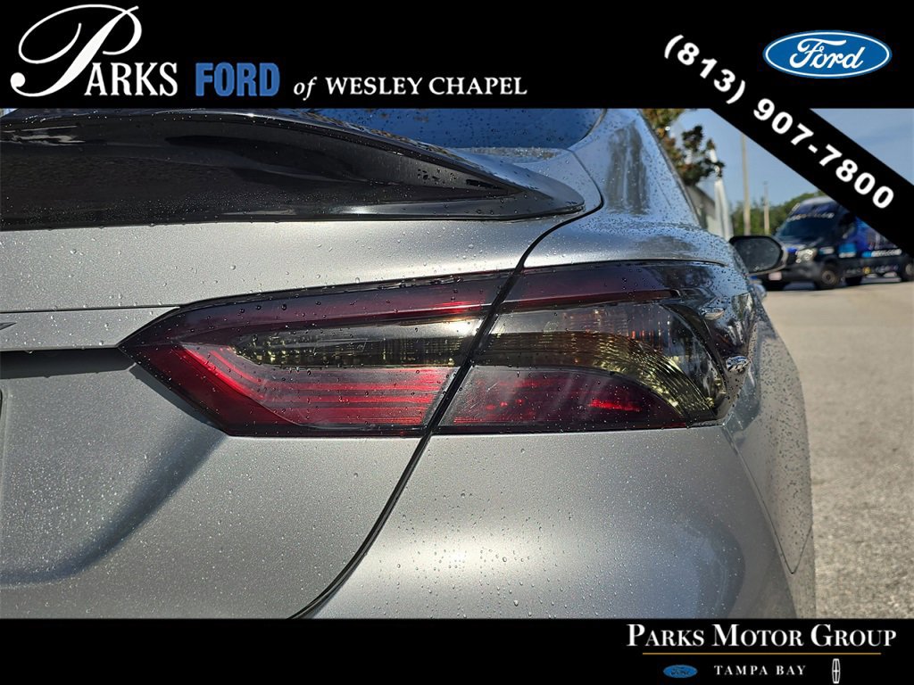 Used 2018 Toyota Camry L image 7