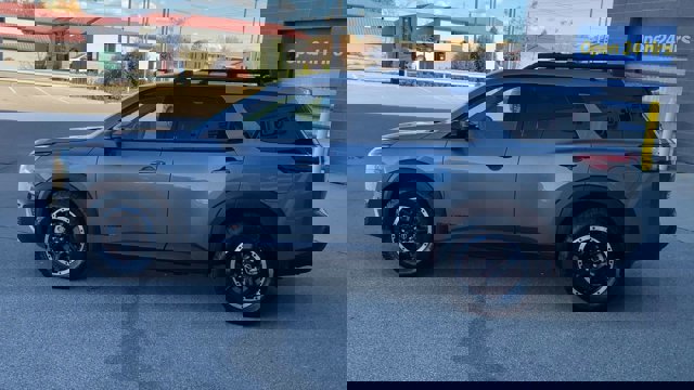 Used 2025 Nissan Pathfinder Rock Creek image 7