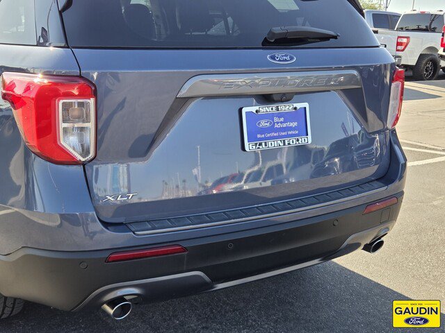 Certified 2021 Ford Explorer XLT w/ Equipment Group 202A RWD image 6