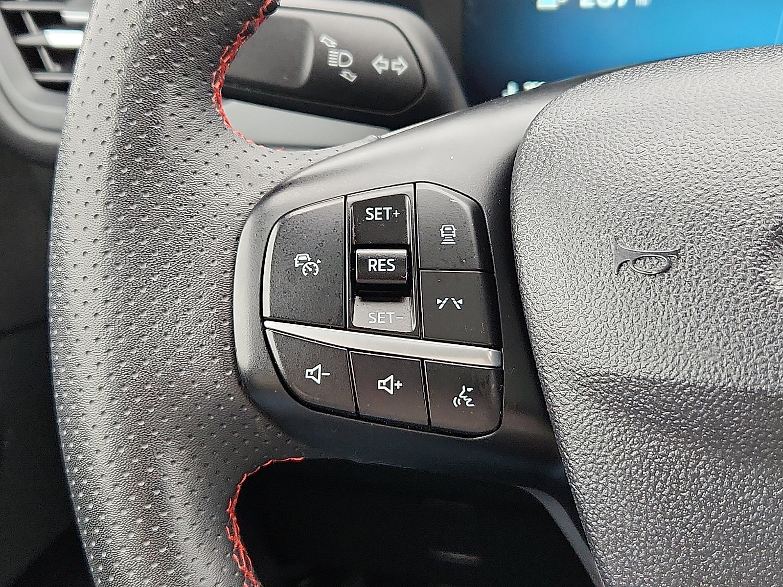 Certified 2023 Ford Escape ST-Line Elite w/ Premium Technology Package AWD/4WD image 21