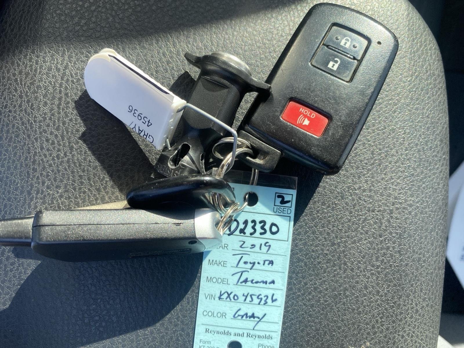 Used 2019 Toyota Tacoma SR5 AWD/4WD image 20