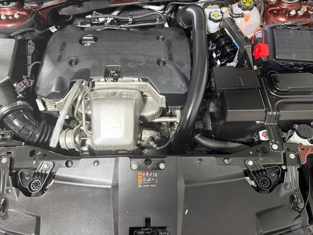Used 2018 Buick Regal Essence w/ Driver Confidence Package #1 AWD/4WD image 41