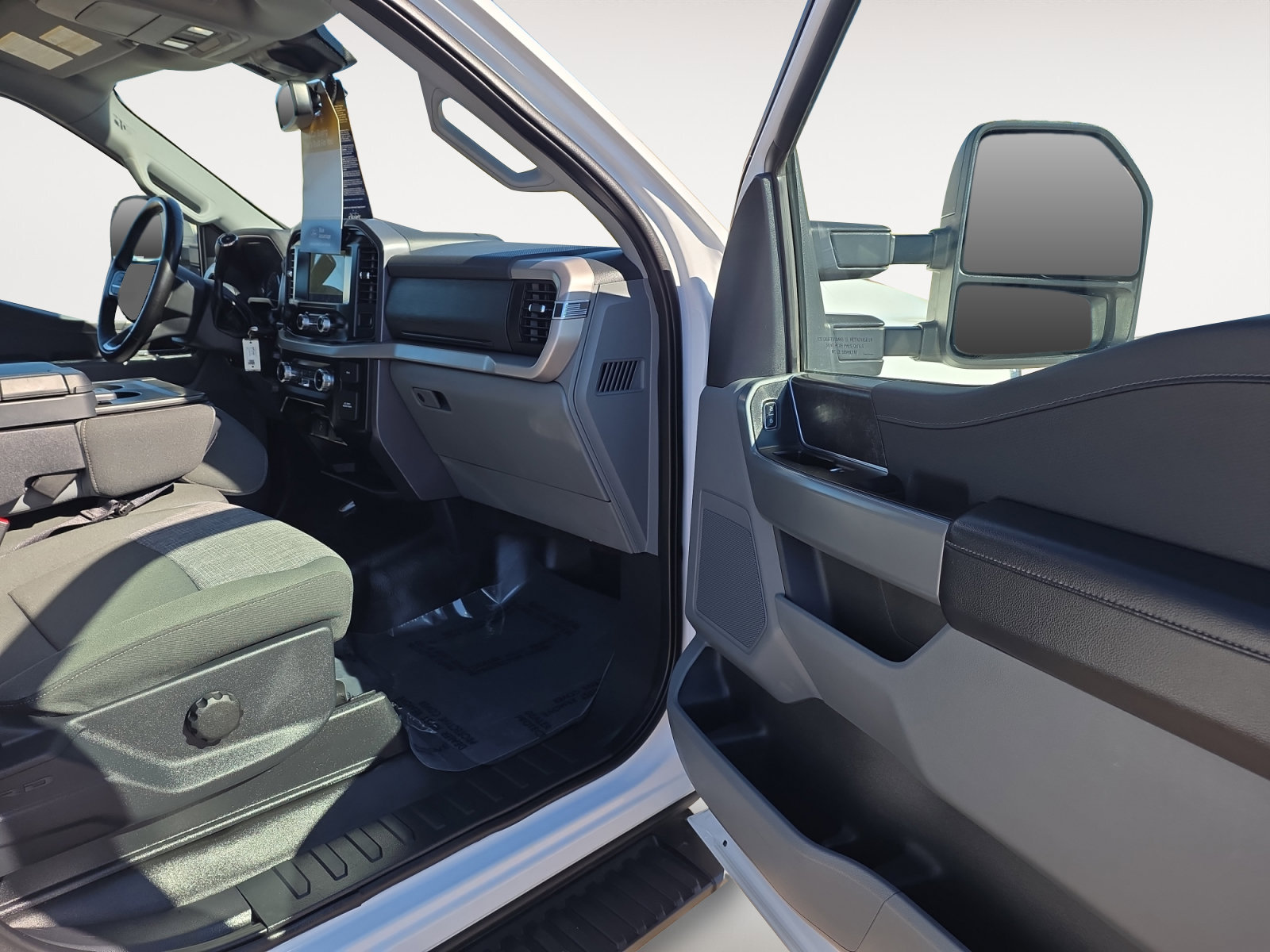 Certified 2023 Ford F150 4x4 SuperCrew image 9