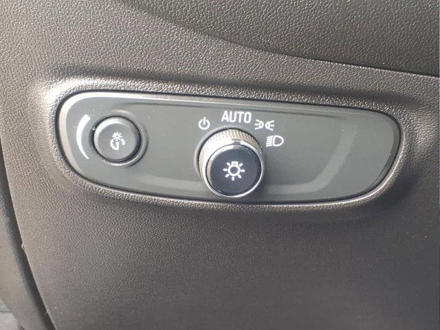 Used 2023 Chevrolet Equinox RS w/ RS Leather Package image 24