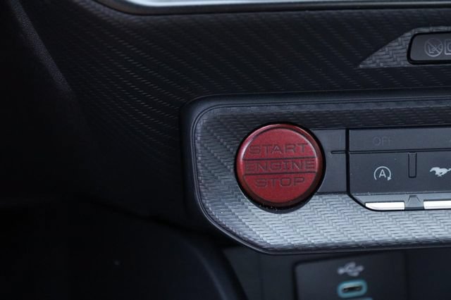 Certified 2025 Ford Mustang Coupe RWD image 14