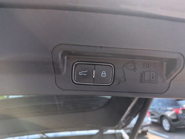 Certified 2023 Ford Explorer XLT w/ Equipment Group 202A AWD/4WD image 21