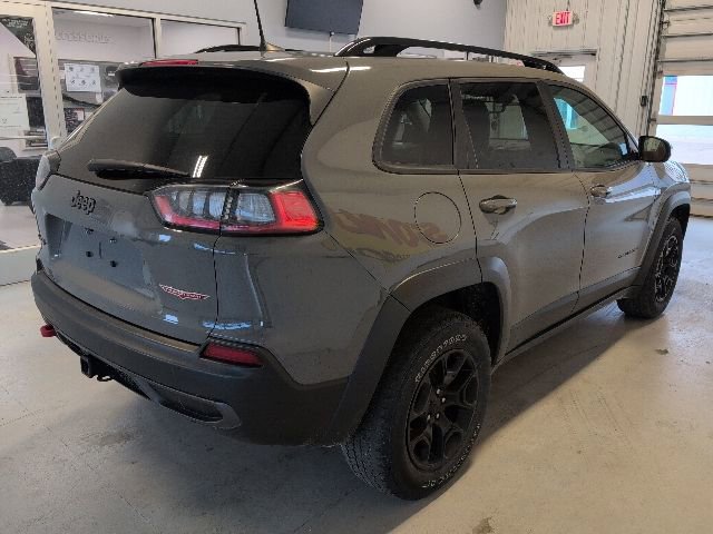 Used 2022 Jeep Cherokee Trailhawk w/ Trailhawk Elite Value Package AWD/4WD image 5