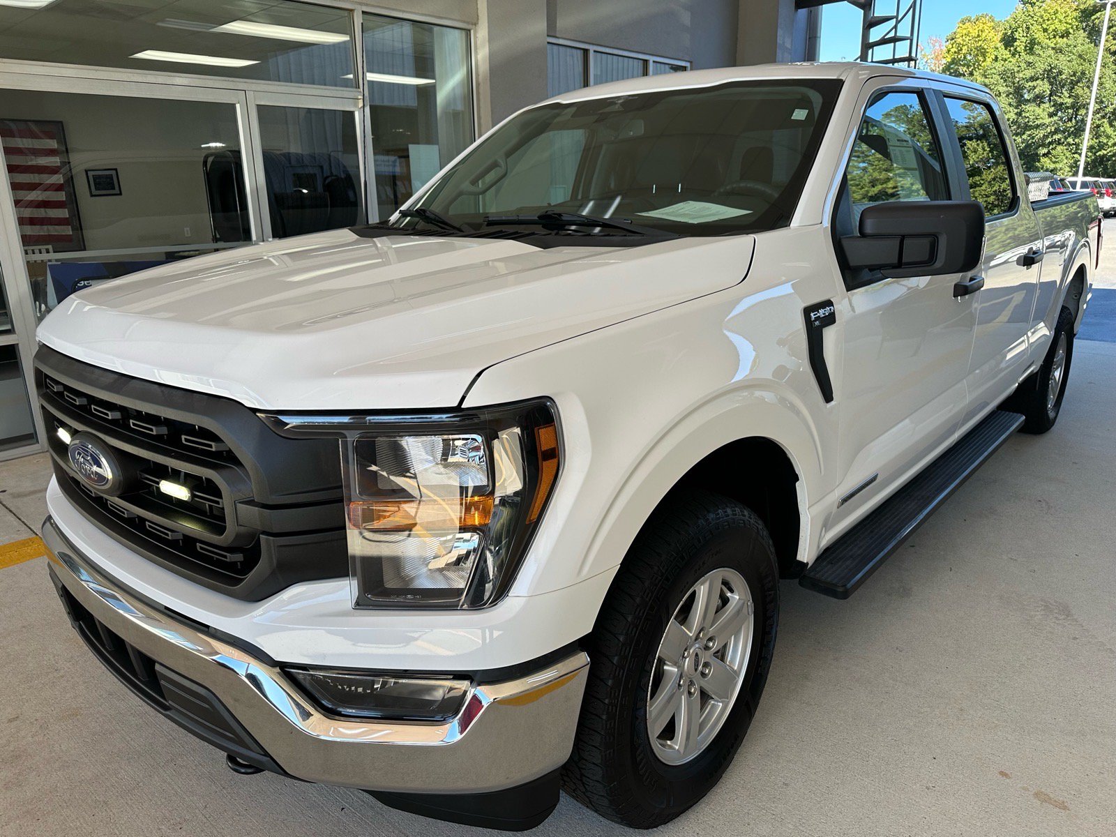 Certified 2023 Ford F150 XL w/ XL Chrome Appearance Package AWD/4WD image 3