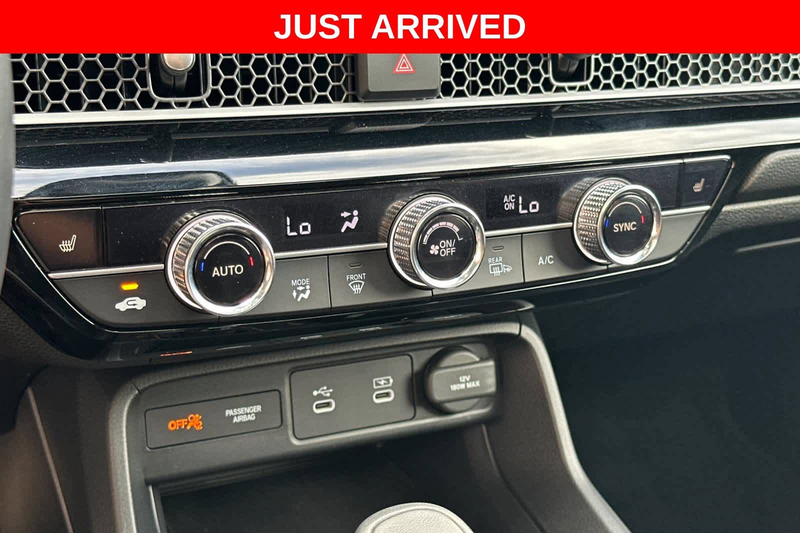 Used 2025 Honda Civic Sport image 19