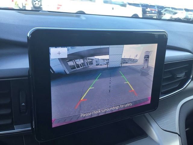 Certified 2022 Ford Explorer XLT w/ Equipment Group 202A AWD/4WD image 16