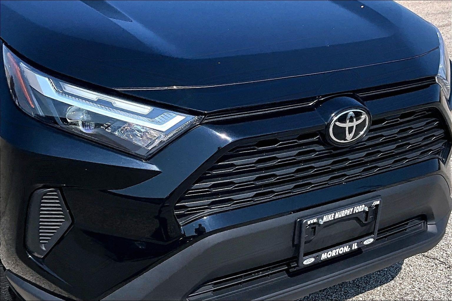 Used 2024 Toyota RAV4 XLE FWD image 30