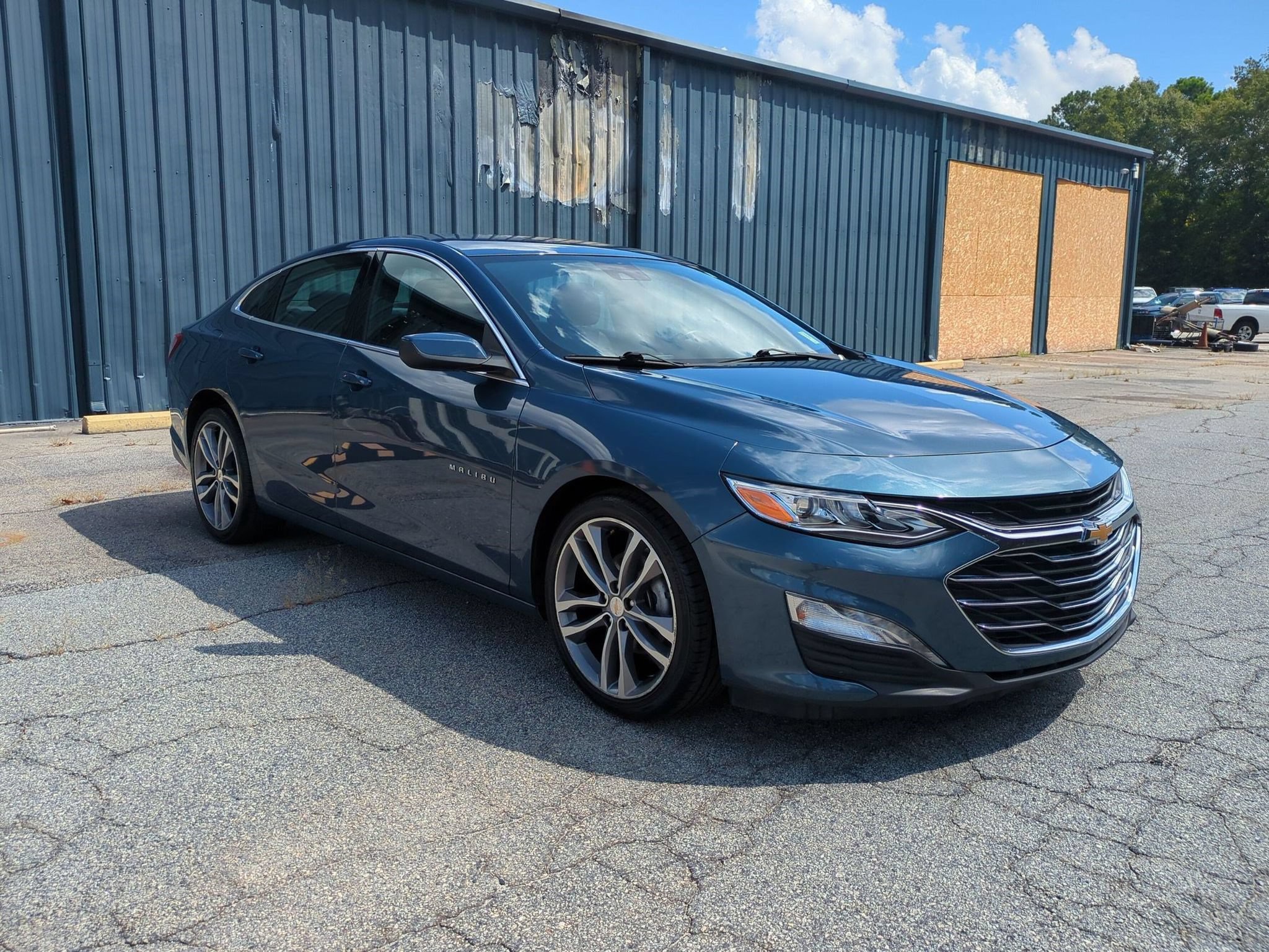 Used 2024 Chevrolet Malibu LT FWD image 3