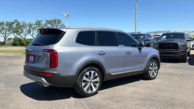 Used 2022 Kia Telluride S AWD/4WD image 3