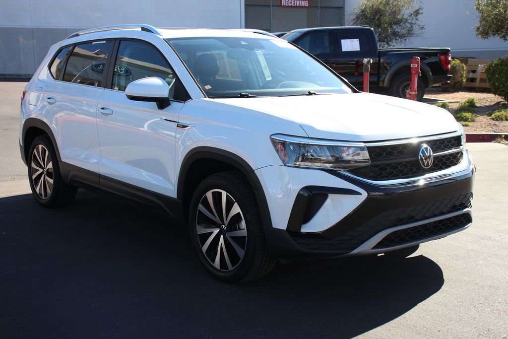 Used 2023 Volkswagen Taos SE image 11