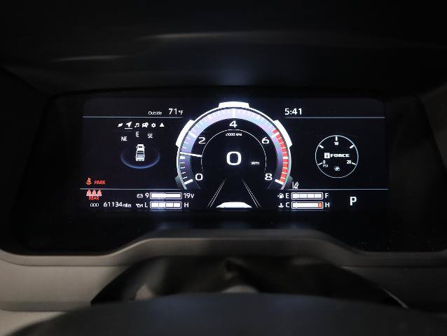 Used 2023 Toyota Tundra Platinum AWD/4WD image 14