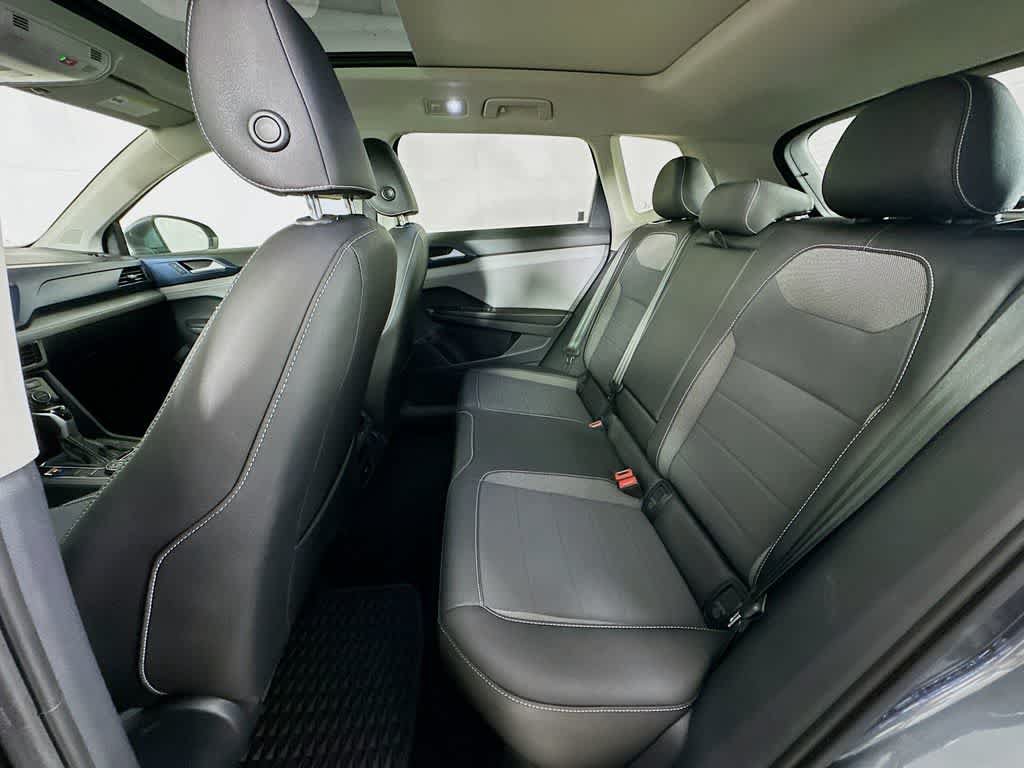 Used 2024 Volkswagen Taos SE w/ Panoramic Sunroof Package AWD/4WD image 14