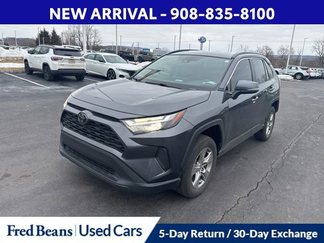 Used 2023 Toyota RAV4 XLE image 3