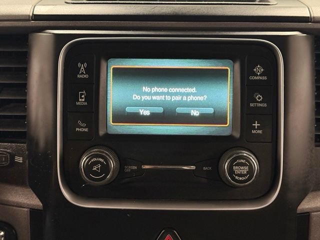 Used 2018 RAM 1500 Express AWD/4WD image 25