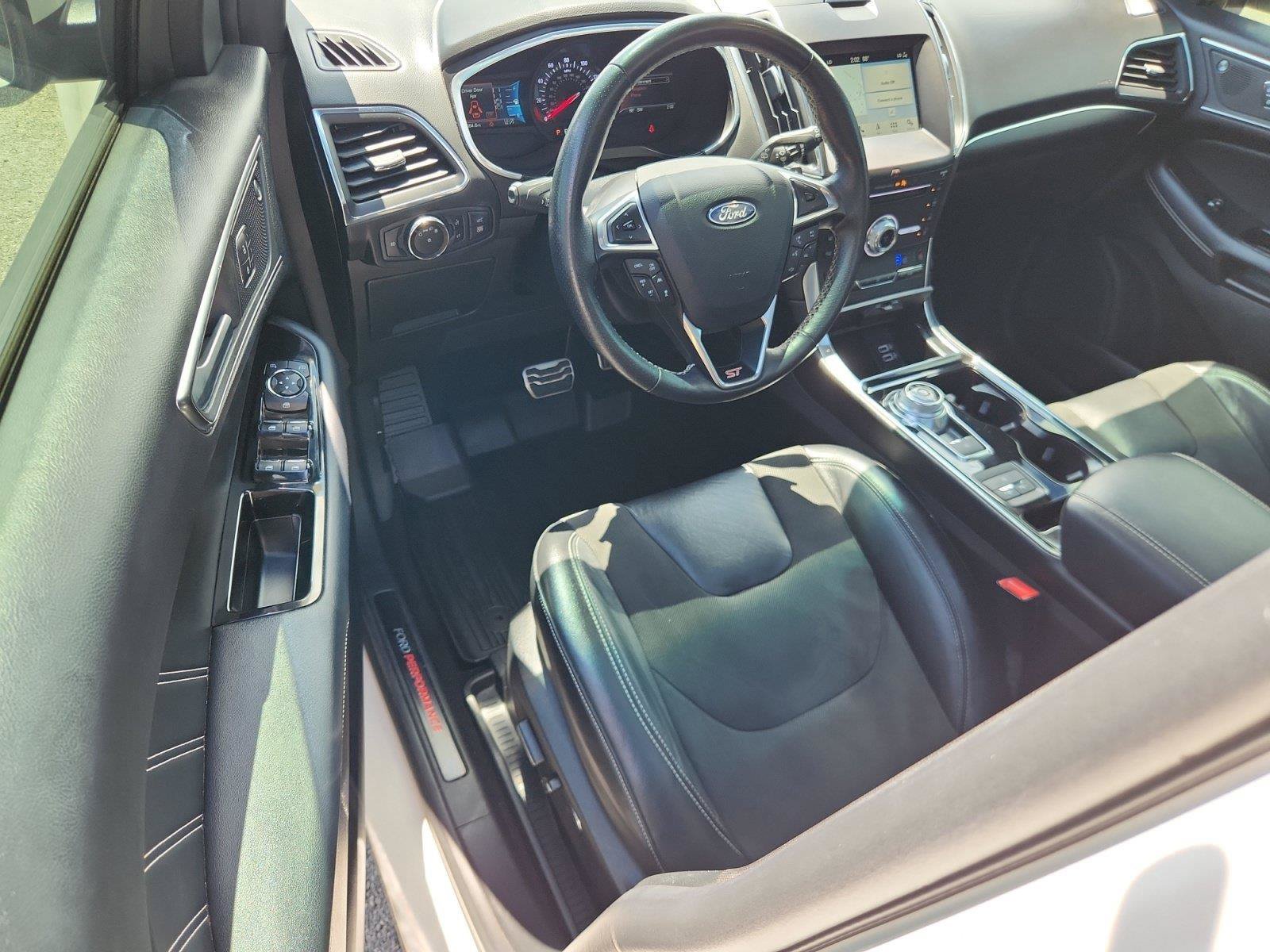 Certified 2019 Ford Edge ST w/ Equipment Group 401A AWD/4WD image 18
