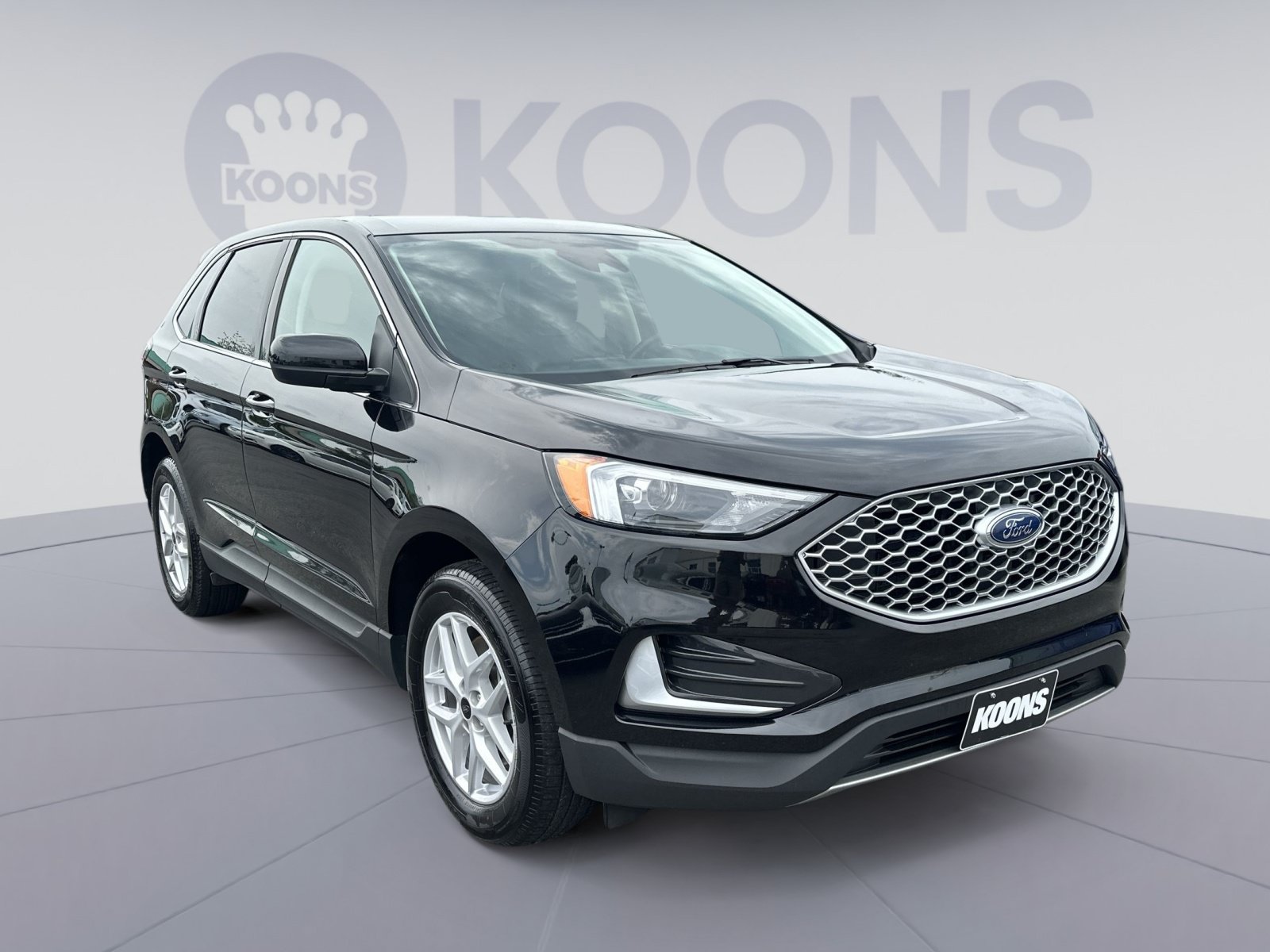 Certified 2024 Ford Edge SEL AWD/4WD image 2
