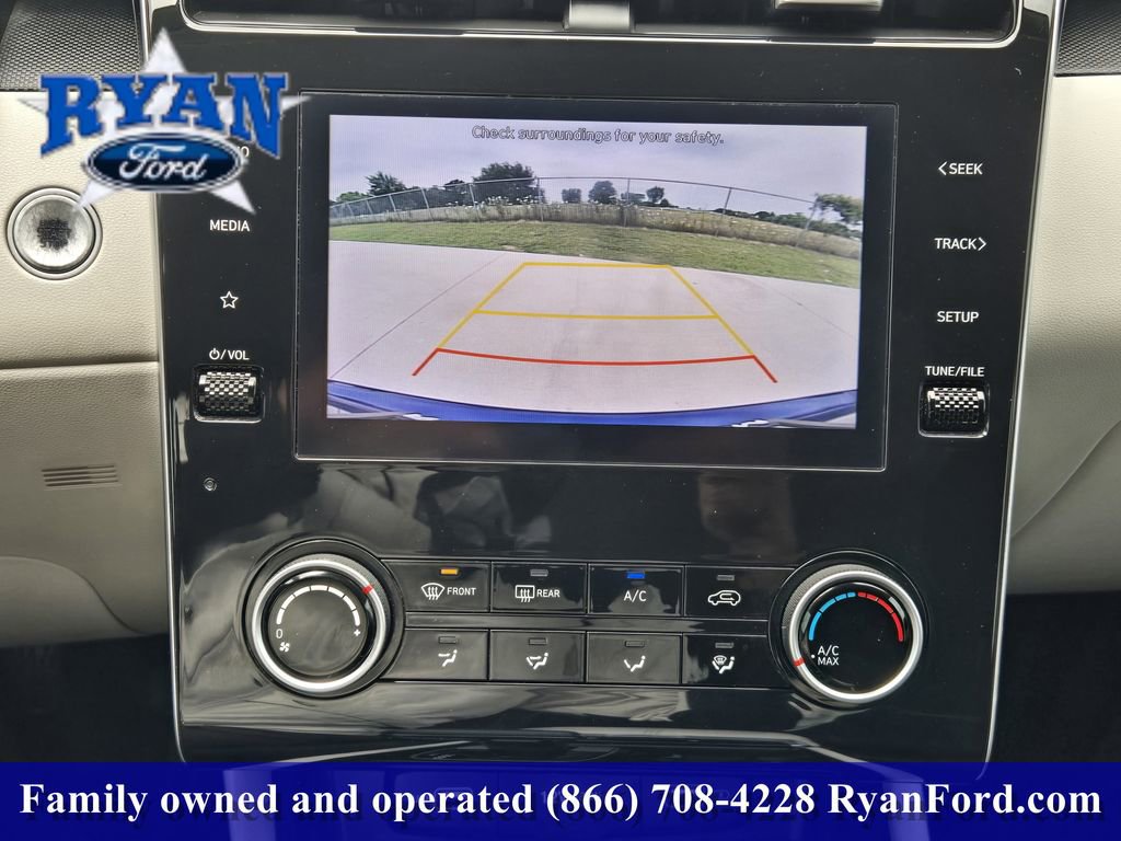 Used 2022 Hyundai Tucson SEL FWD image 13