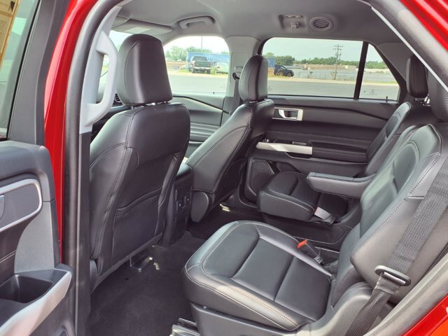 Certified 2023 Ford Explorer XLT w/ Equipment Group 202A AWD/4WD image 23