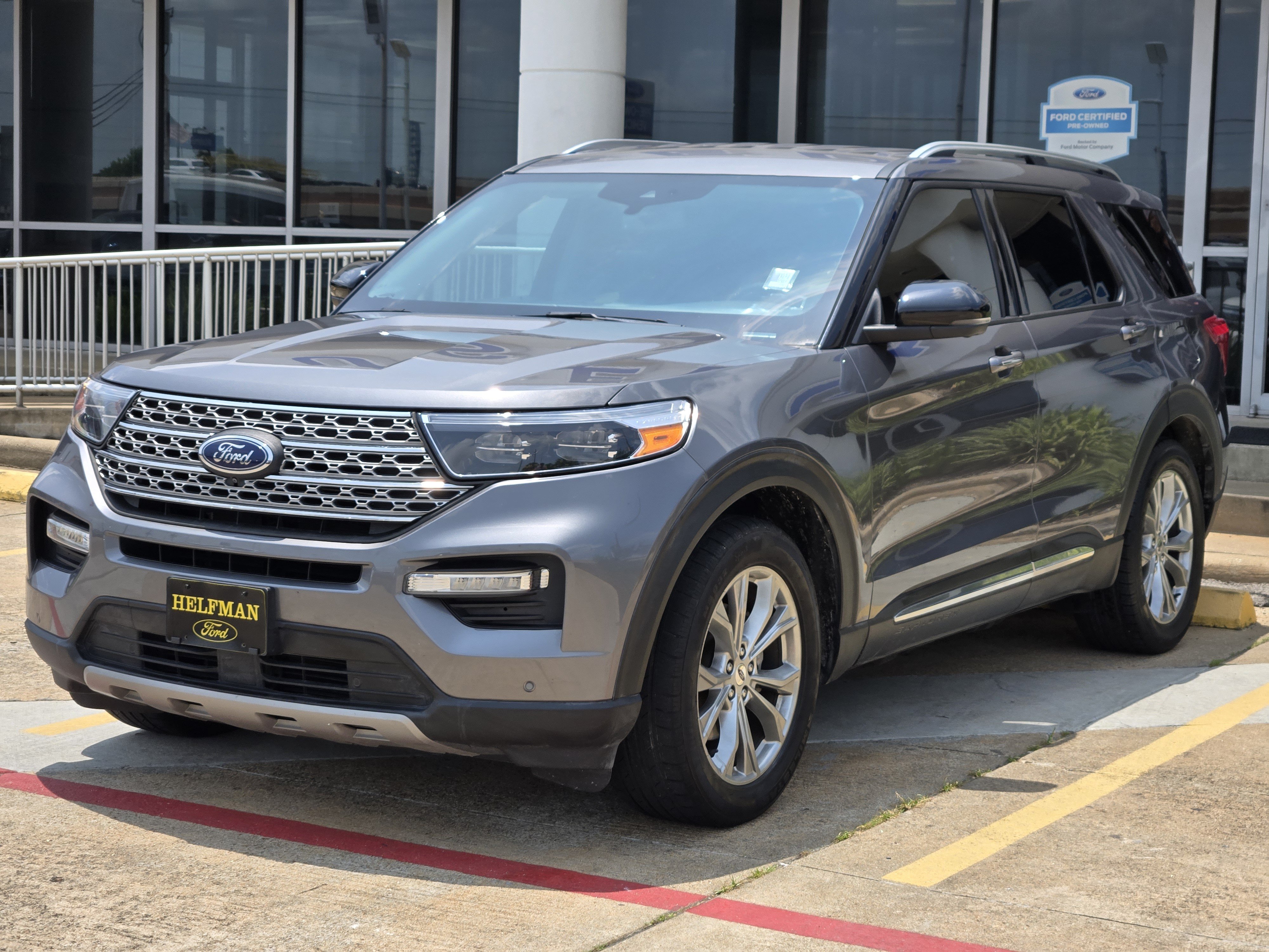 Certified 2022 Ford Explorer Limited w/ Equipment Group 301A RWD image 2