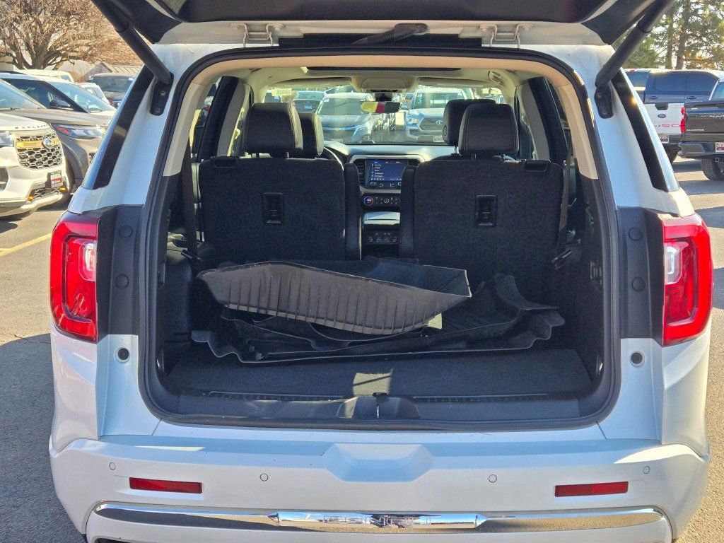 Used 2021 GMC Acadia Denali w/ Denali Ultimate Package image 15