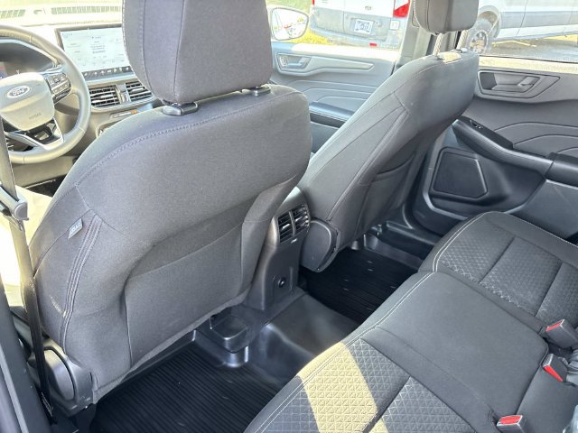 Certified 2025 Ford Escape Active w/ Tech Pack #1 FWD image 17