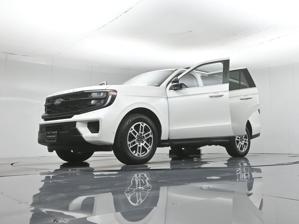 Certified 2025 Ford Expedition Active AWD/4WD image 51