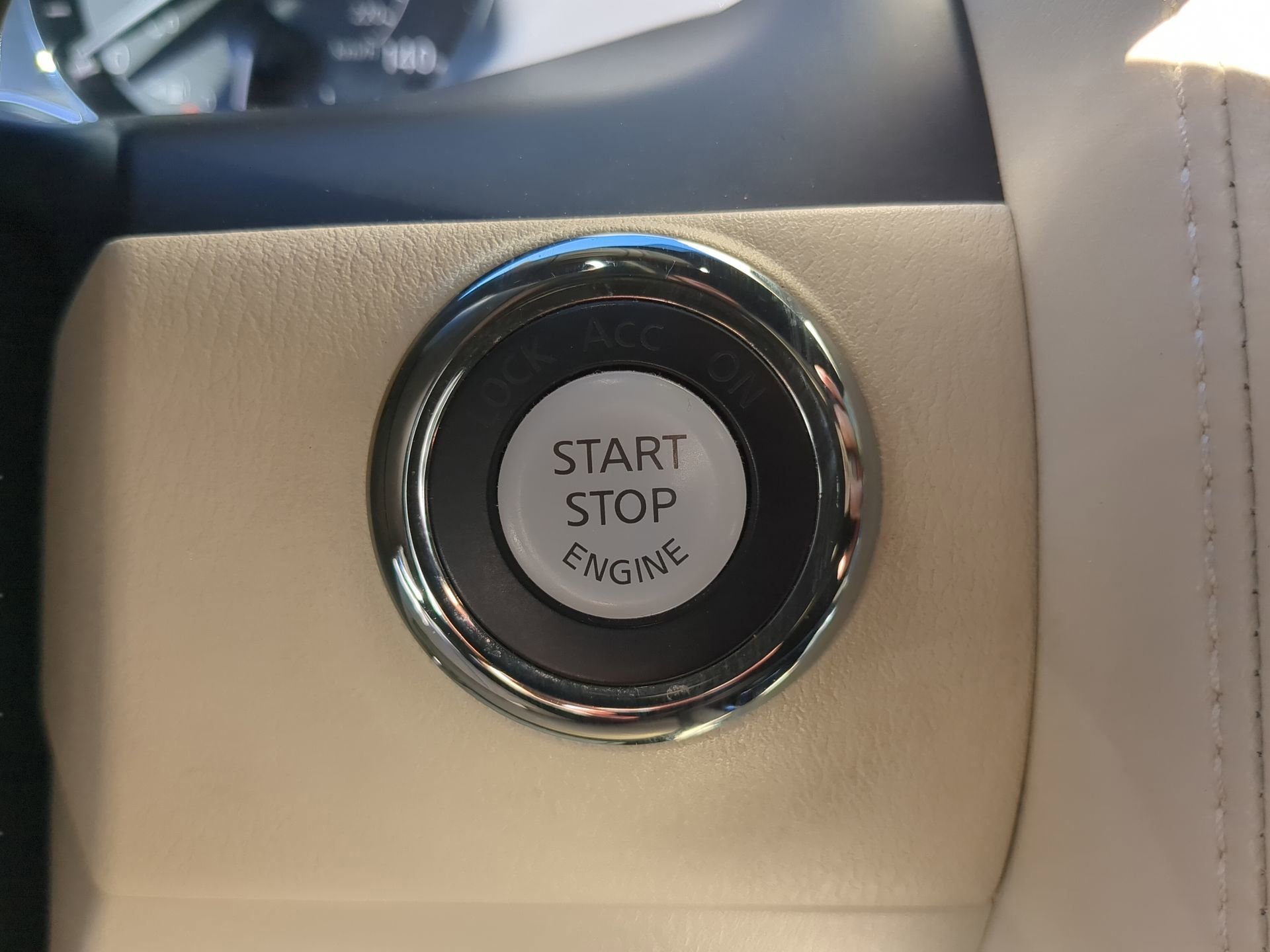 Used 2022 INFINITI QX80 Sensory w/ Cargo Package image 63