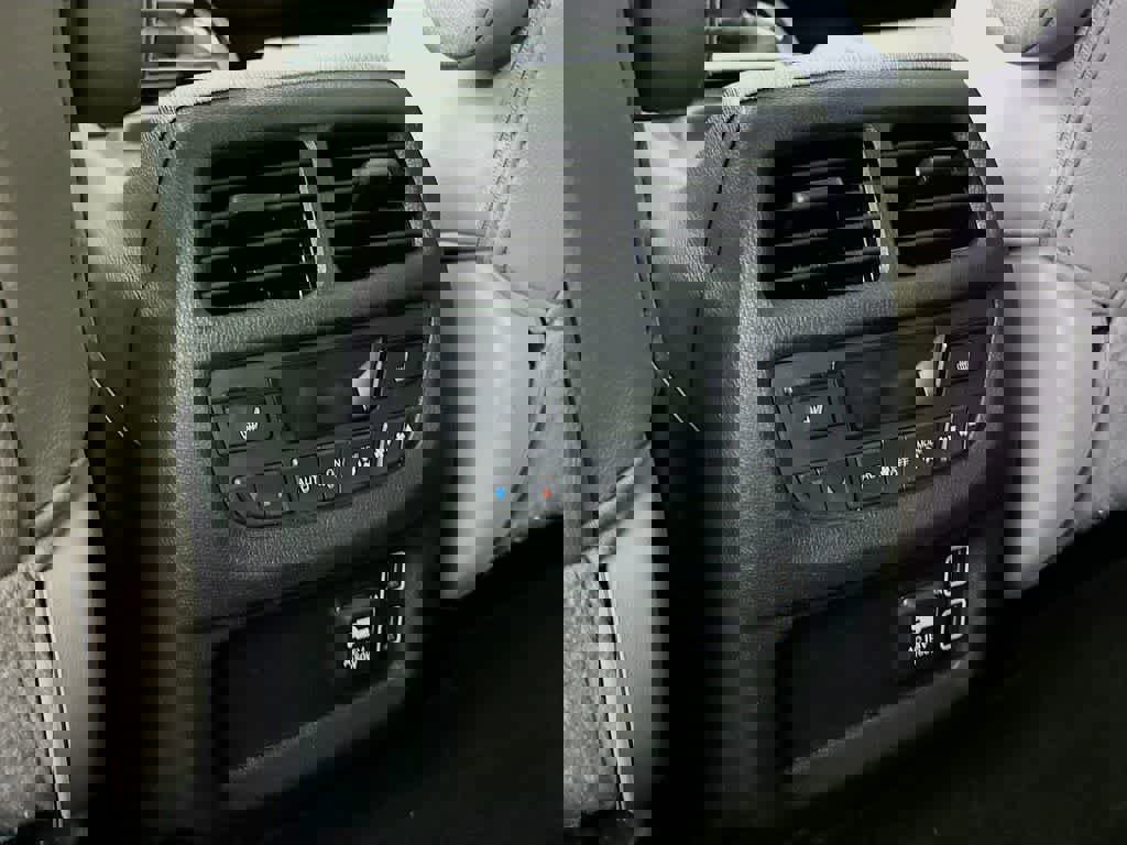 Used 2021 Honda Passport Elite image 16