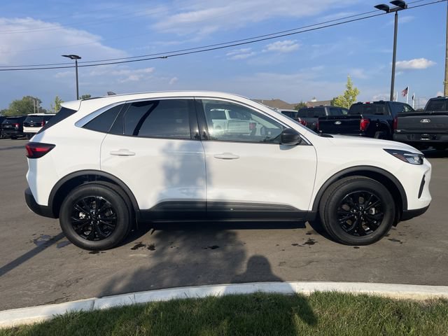 Certified 2024 Ford Escape Active AWD/4WD image 6