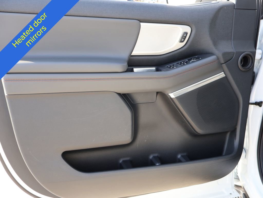Certified 2025 Ford Expedition Active AWD/4WD image 22