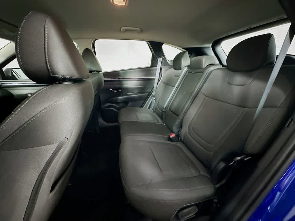 Used 2023 Hyundai Tucson SE FWD image 13