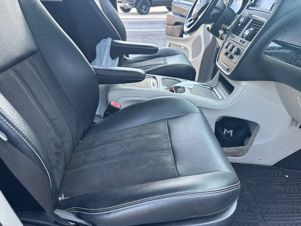 Used 2019 Dodge Grand Caravan SXT FWD image 10