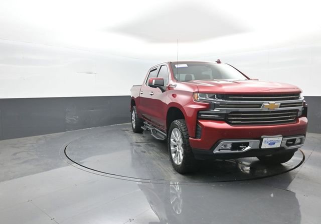 Used 2019 Chevrolet Silverado 1500 High Country w/ Technology Package AWD/4WD image 2