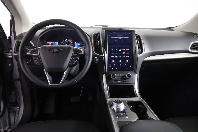 Certified 2024 Ford Edge SEL w/ Convenience Package AWD/4WD image 12